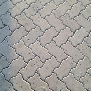 multi-colored-interlock-tiles-500x500